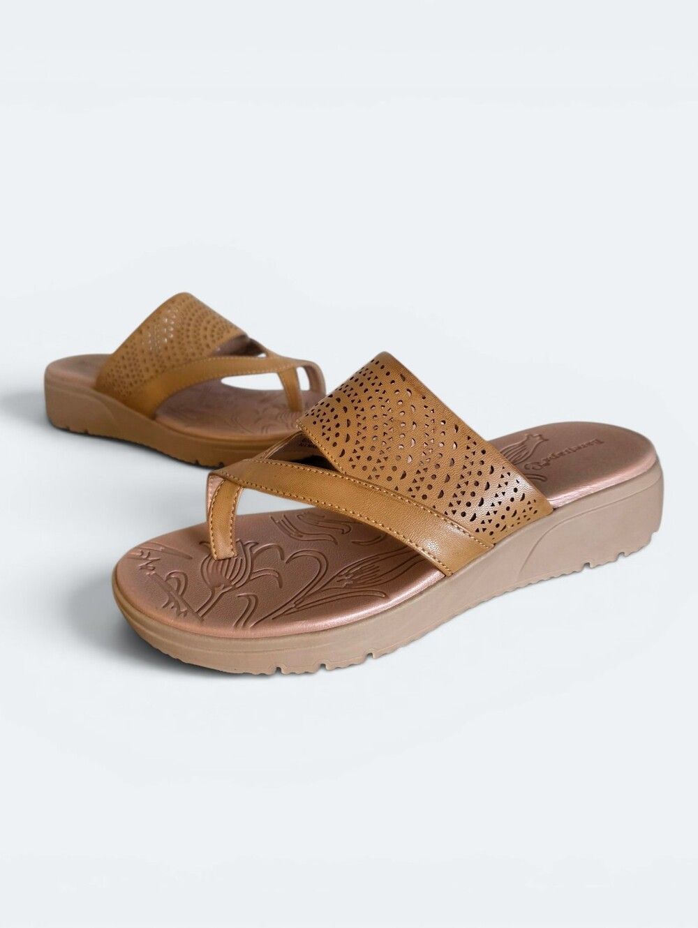 Baretraps Brett Caramel Wedge Slide Sandals Size 8 Faux Leather